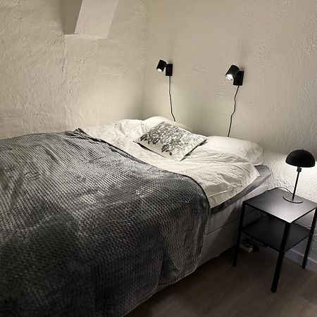 Modern Familjelaegenhet Apartment ซุนด์สวาลล์ ภายนอก รูปภาพ